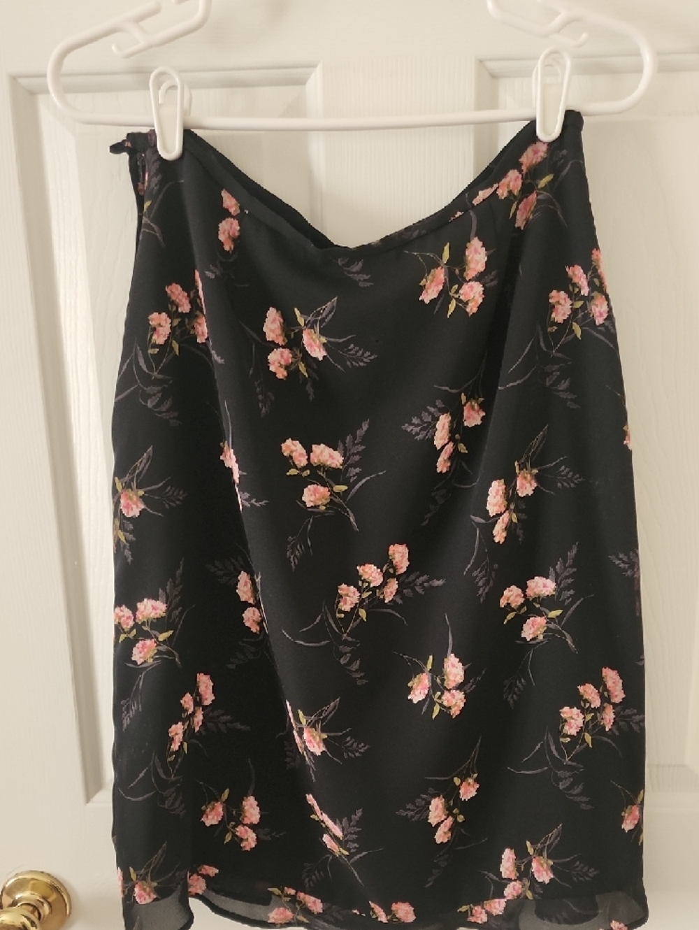 Liz Claiborne Black Boho Skirt with Pink Floral Print - Picture 4 of 7